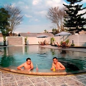 Enhaii Hotel